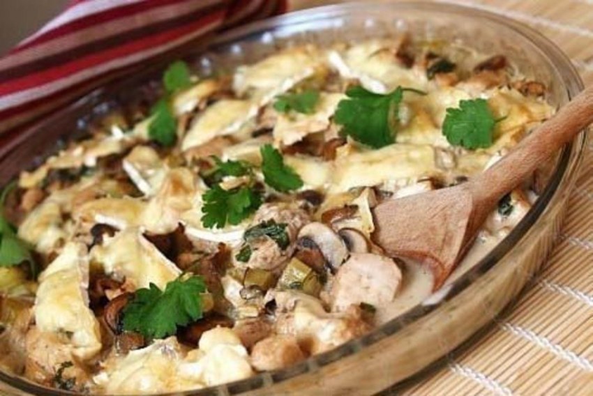 Картофель с шампиньонами в сметане