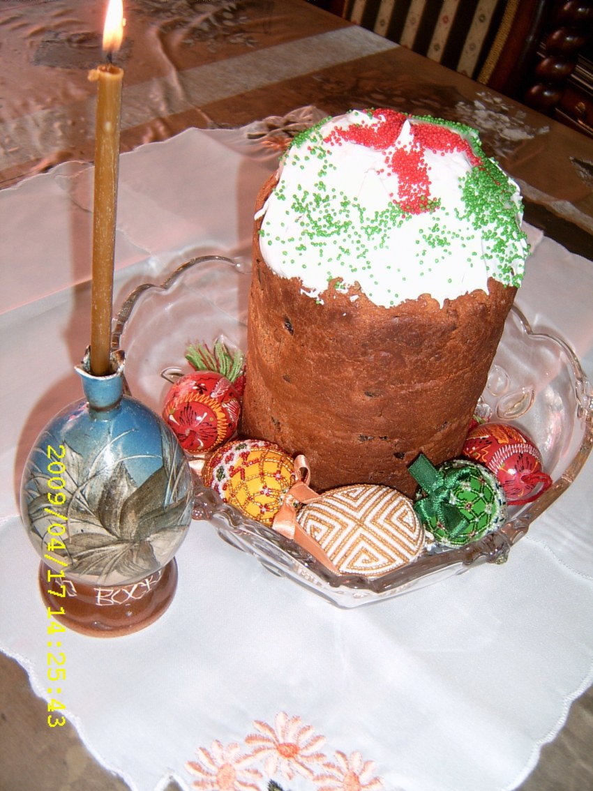 Праздничный кулич