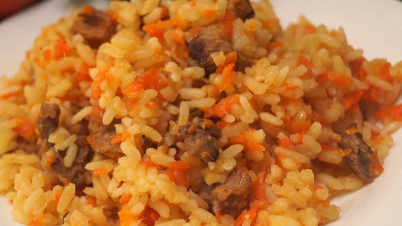 Плов с индейкой и бурым рисом