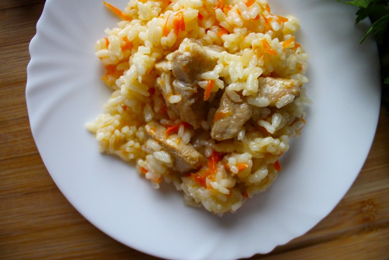 Морковка рис для плова