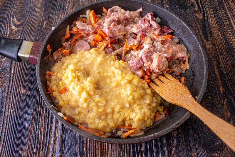 Пшенка с тушенкой