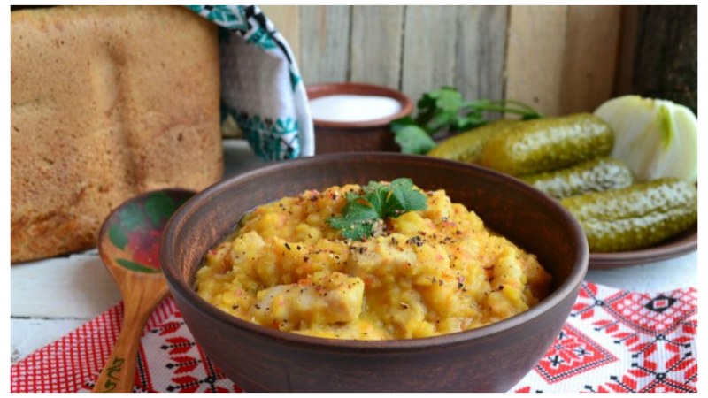 Гороховая каша с шампиньонами