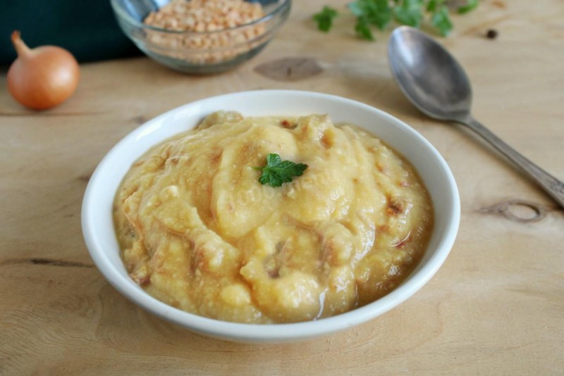 Гороховое пюре с тушенкой