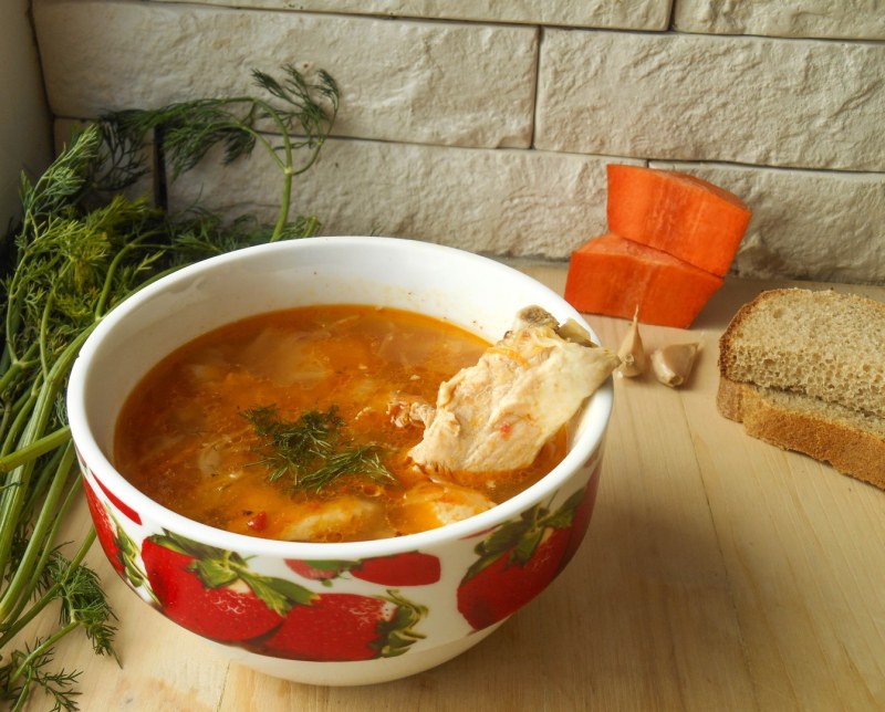 Щи со свининой и квашеной капустой