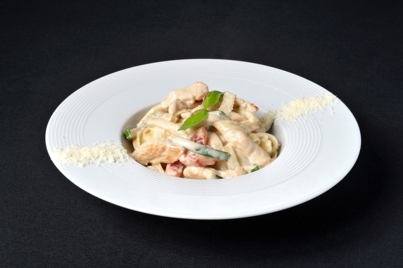 Пенне с куриной грудкой