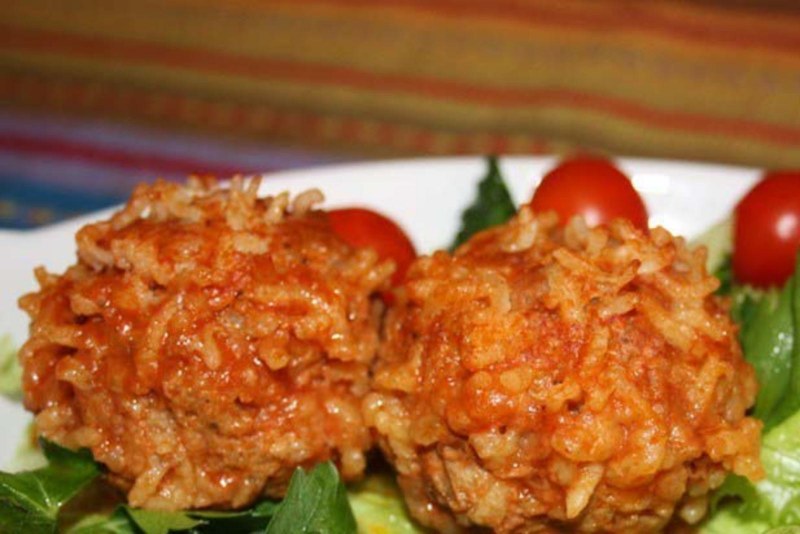 Мясные ежики в духовке