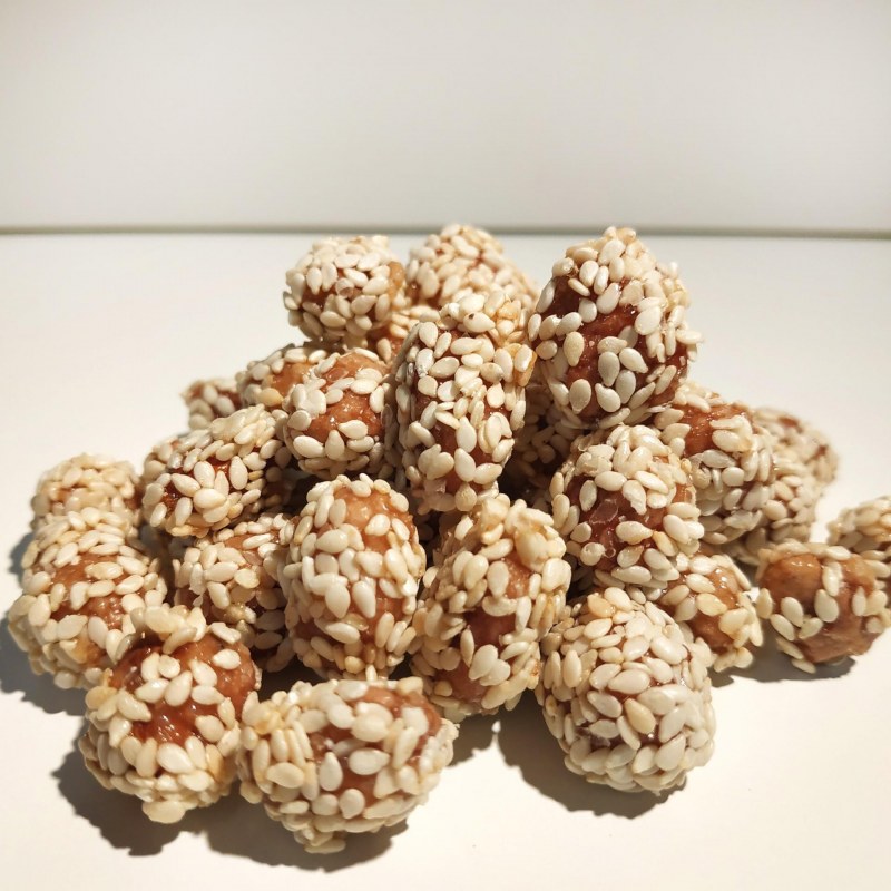 Арахис в кунжуте (вес-750 г)