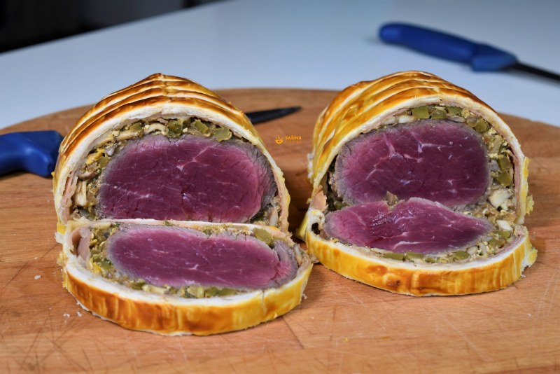 Веллингтон рулет мясной