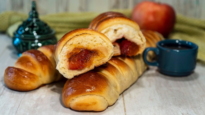 Булочки с начинкой из варенья