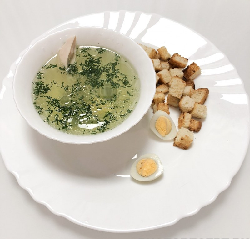 Бульон мясной прозрачный