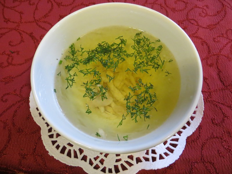 Куриный суп с лапшой
