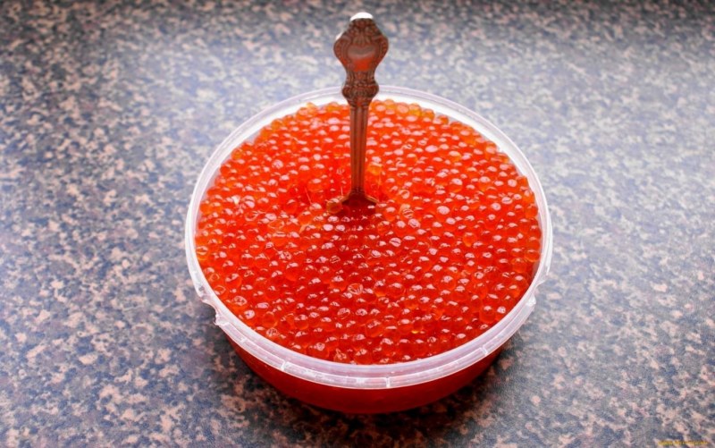Светло оранжевая икра