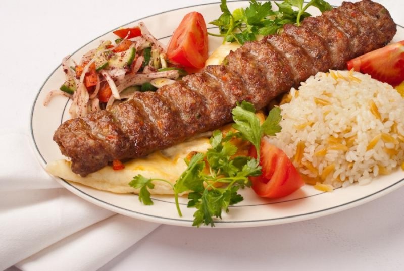 Chicken skewers with Rice