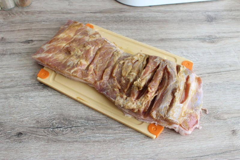 Свиной рулет в духовке