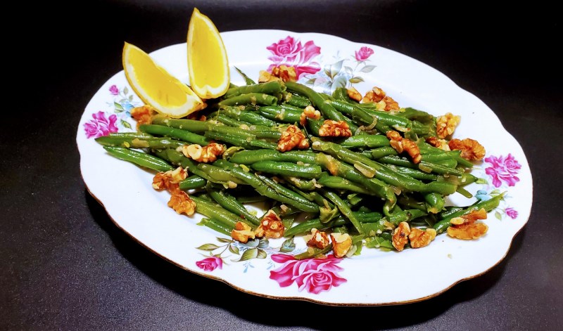 Салат стручковая фасоль с курицей