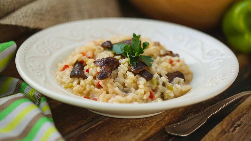 Плов по-милански с грибами