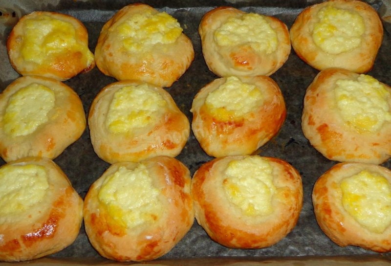 Ватрушки из пресного теста