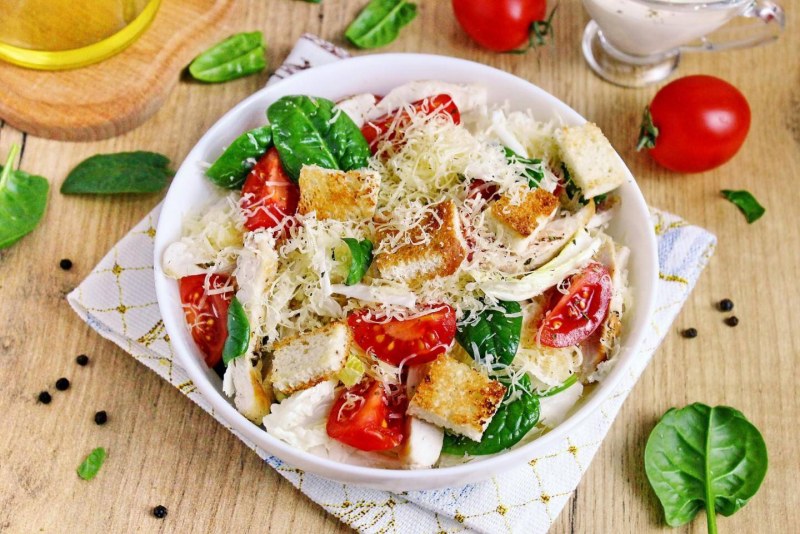 Цезарь с пекинской капустой