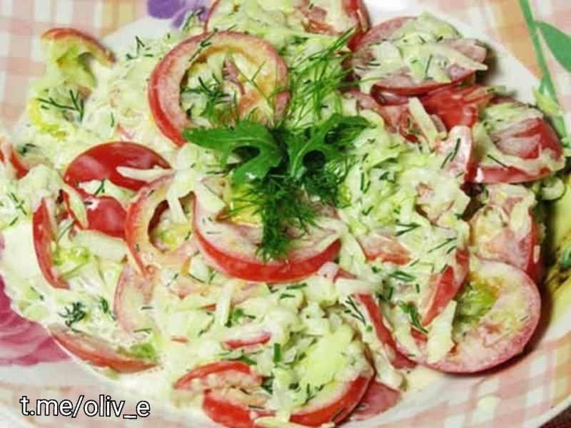 Салат с кабачками и помидорами