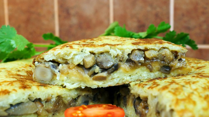 Кулебяка с грибами