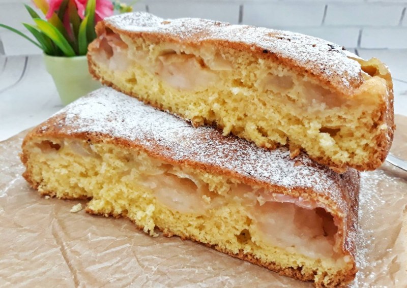 Овсяный пирог с клюквой и грушей