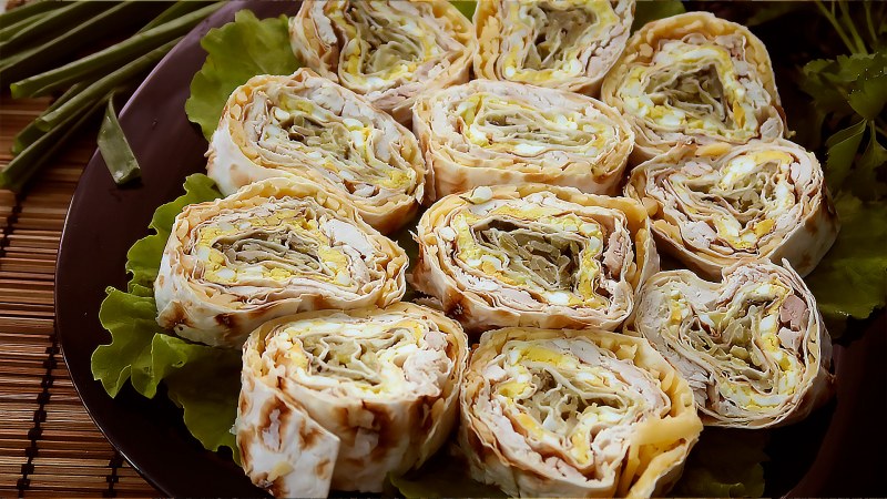 Рулетики из лаваша с сыром