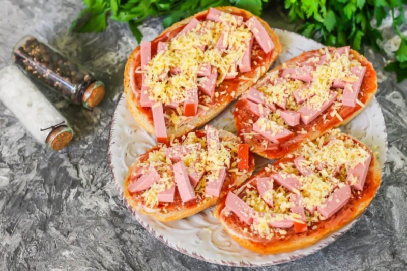 Мини пицца из хлеба