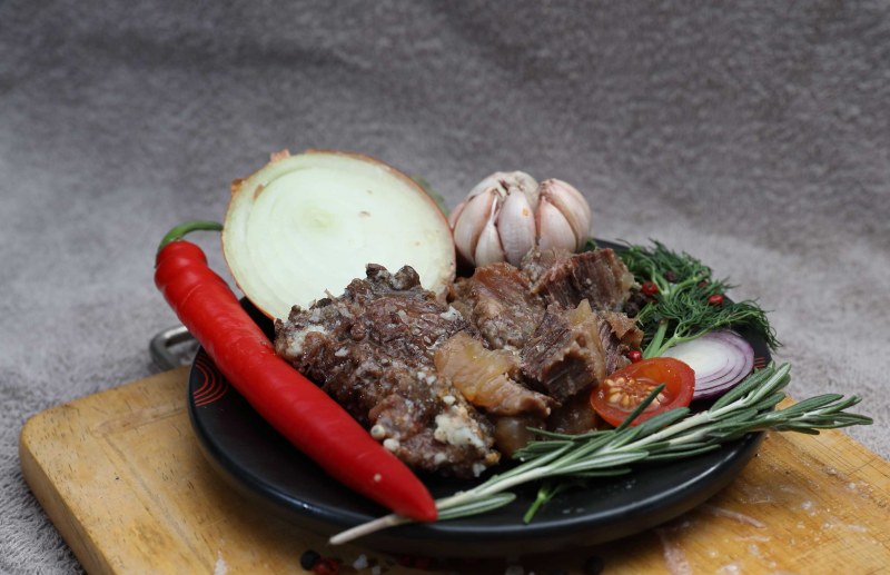 Мясное основание бычьего корня
