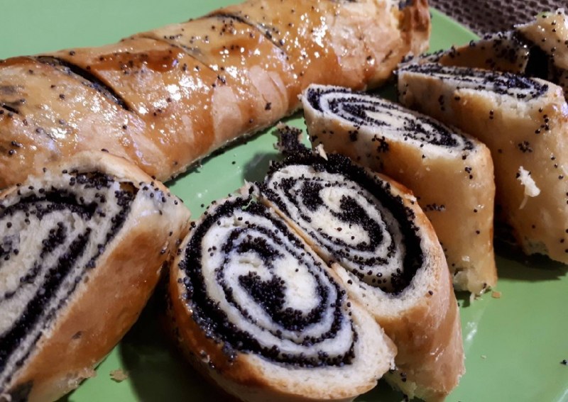 Маковый завиванец