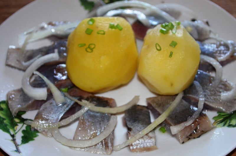 Сельдь соленая