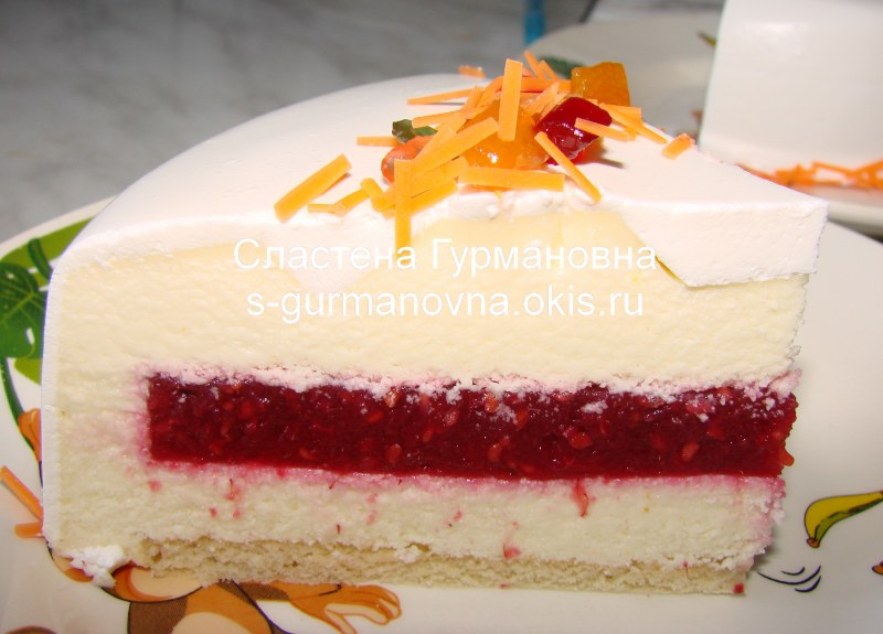 Ванильный бисквит с малиновым конфи