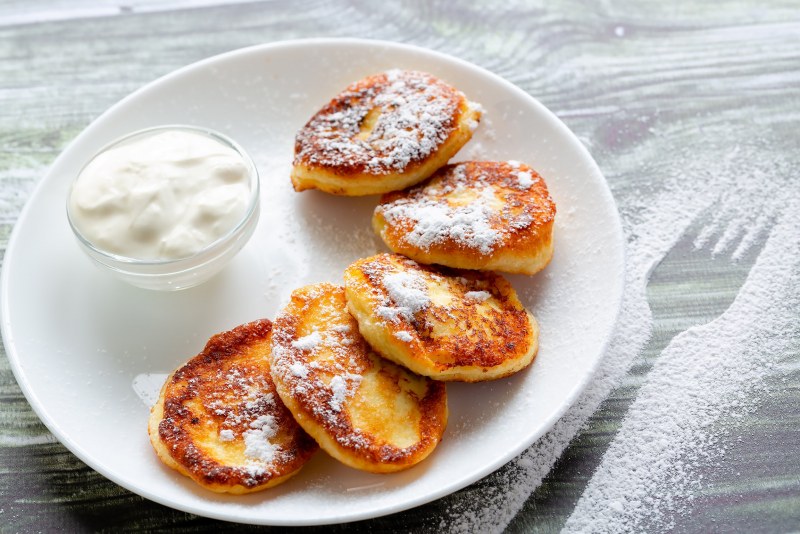 Сырники с изюмом