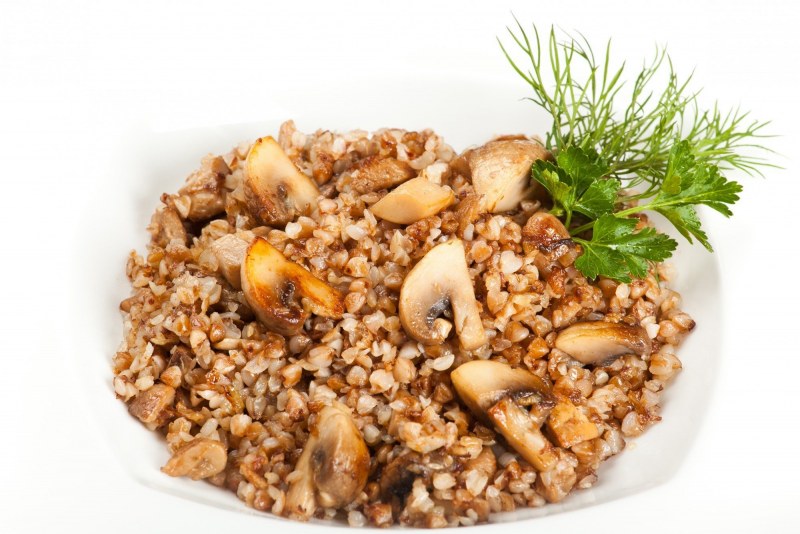 Гречка с грибами и луком