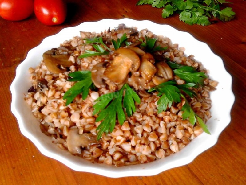 Гречневая каша с грибами