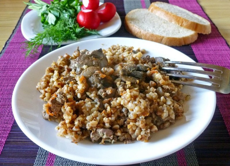 Гречка с грибами и луком