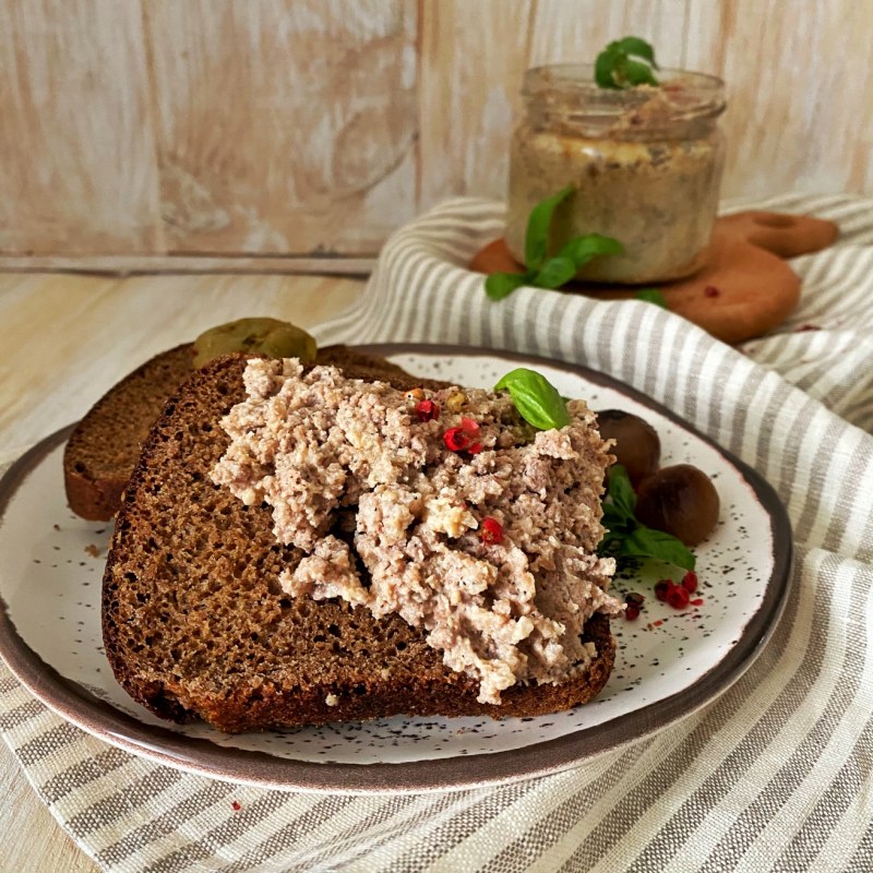Печеночный паштет ,(куриной печени)