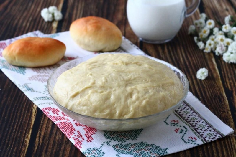 Кефирные конвертики с сыром