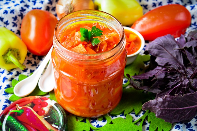 Лечо с морковью и луком