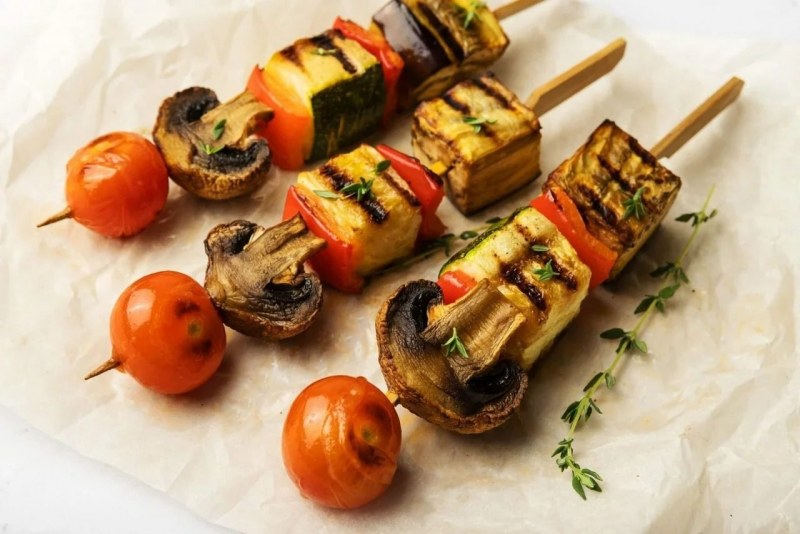 Шашлычки на шпажках