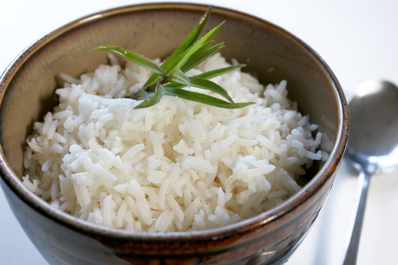 Рис непрерывное. Рис отварной рассыпчатый. Вареный рассыпчатый рис. Патна рис. Хонсей рис.