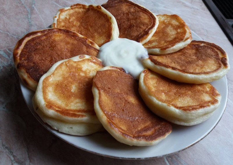 Оладушки со сметаной