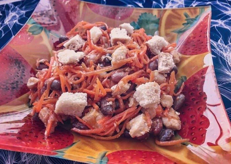 Обжорка с корейской морковкой и кукурузой