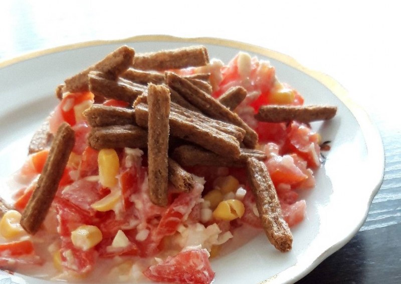 Салат с красной фасолью и куриной грудкой
