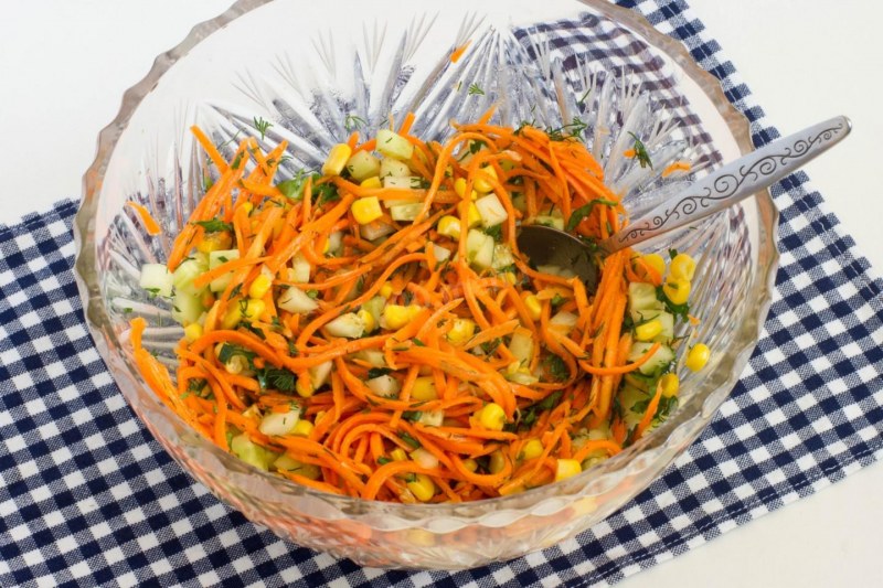 Салат с печенкой