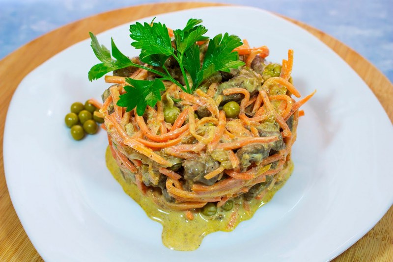 Обжорка с корейской морковкой и говядиной