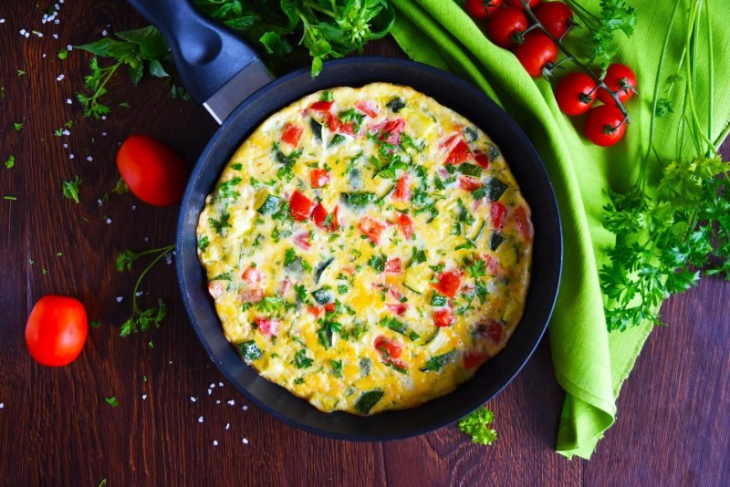 Фриттата с овощами и сыром Фета