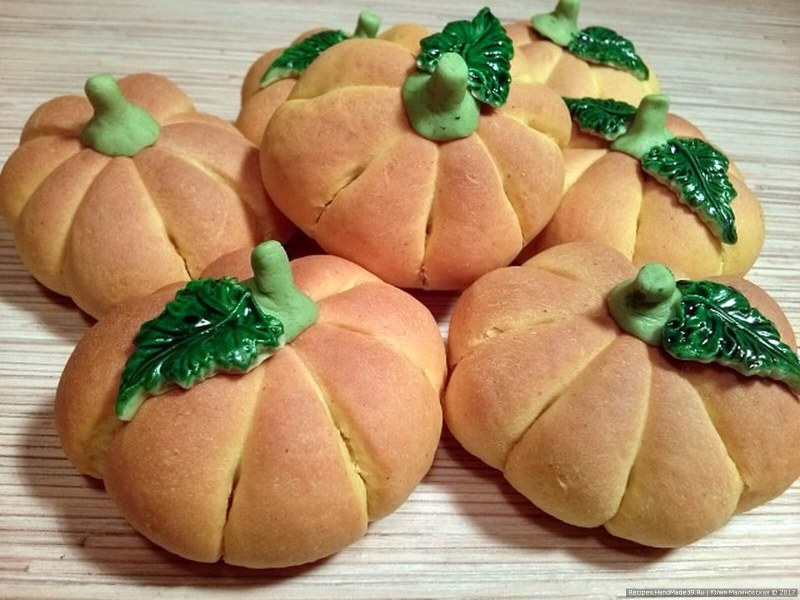 Булочки Яблочные розочки