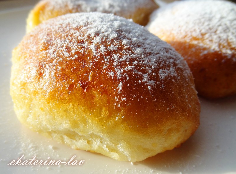 Сдобные булочки с творогом