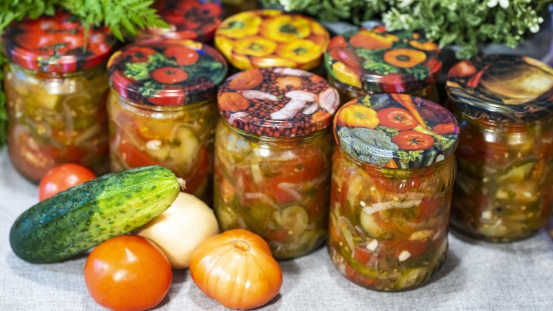 Помидоры консервированные дольками
