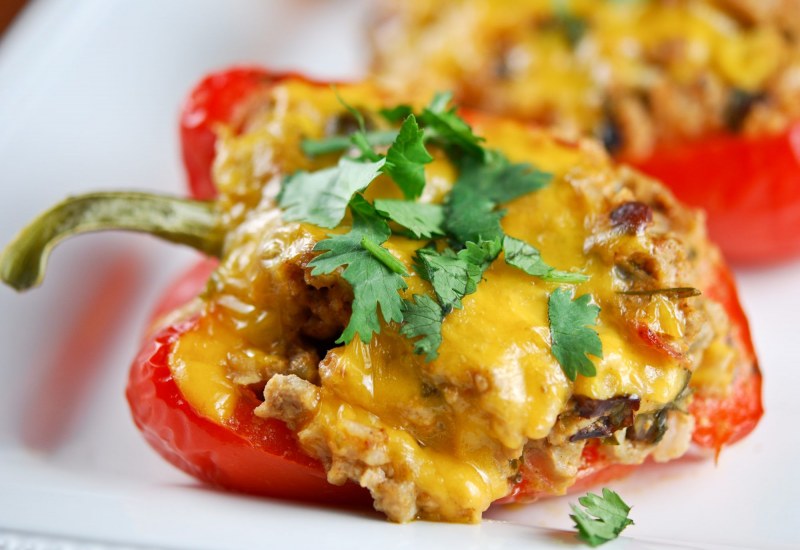 Фаршированные перцы с фаршем и рисом